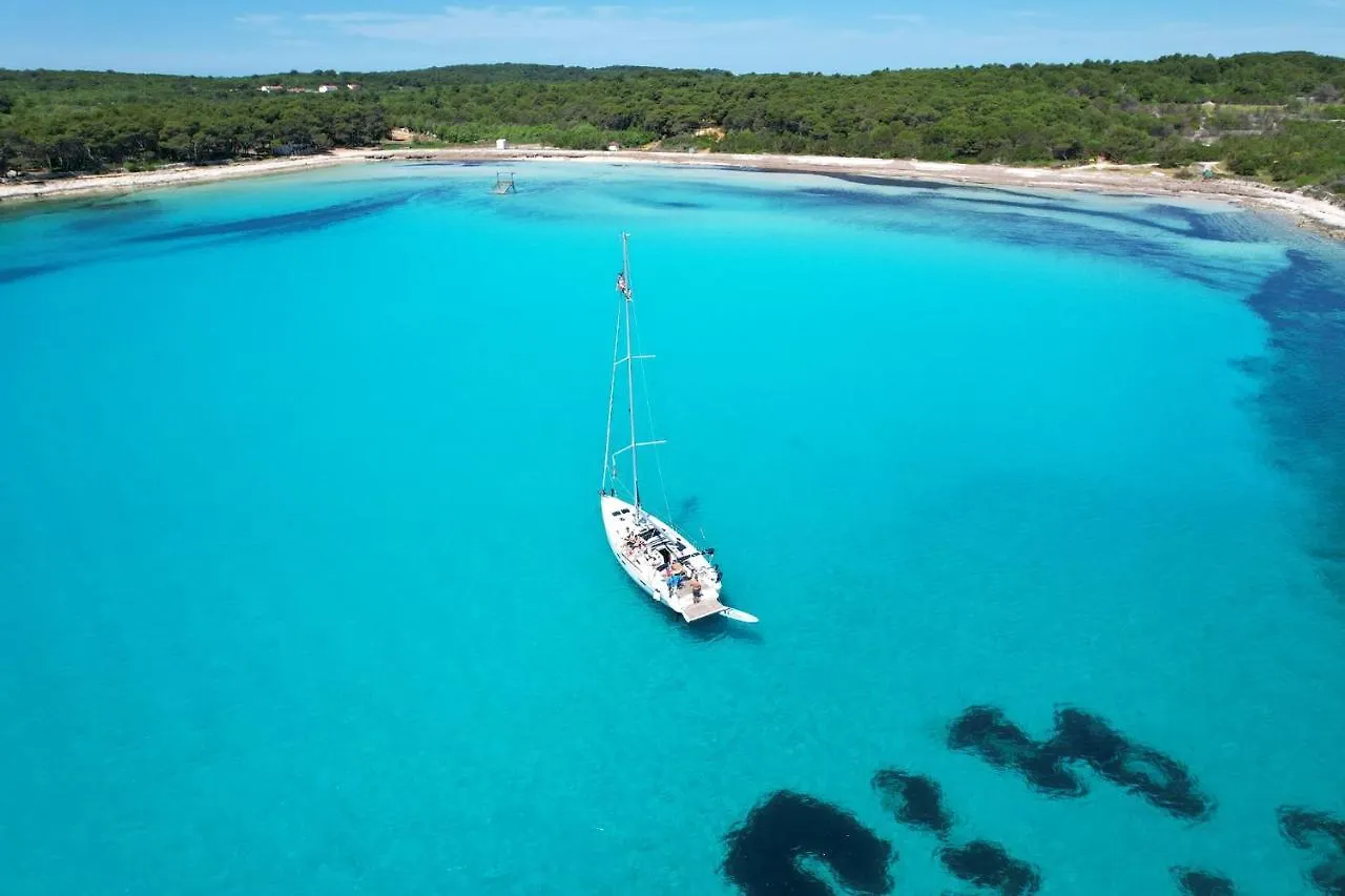 Modern Apartment For 2025' Vacation In Zadar Croatia