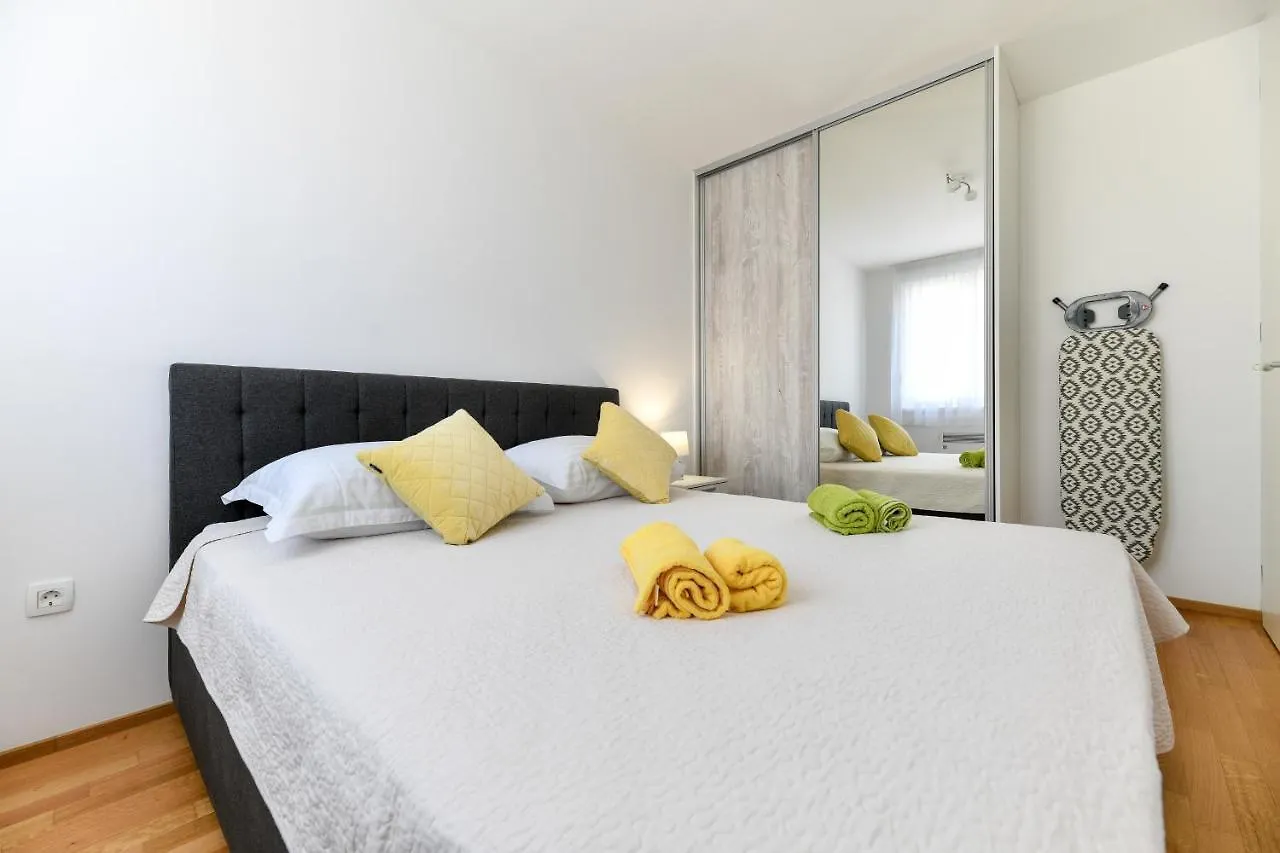 Modern Apartment For 2025' Vacation In Zadar