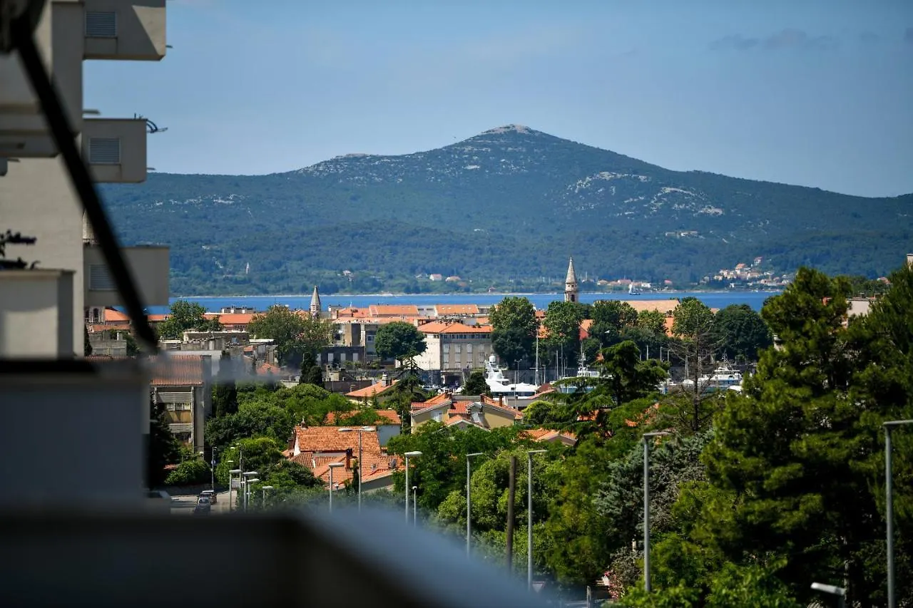 Modern Apartment For 2025' Vacation In Zadar 0*,  Croatia
