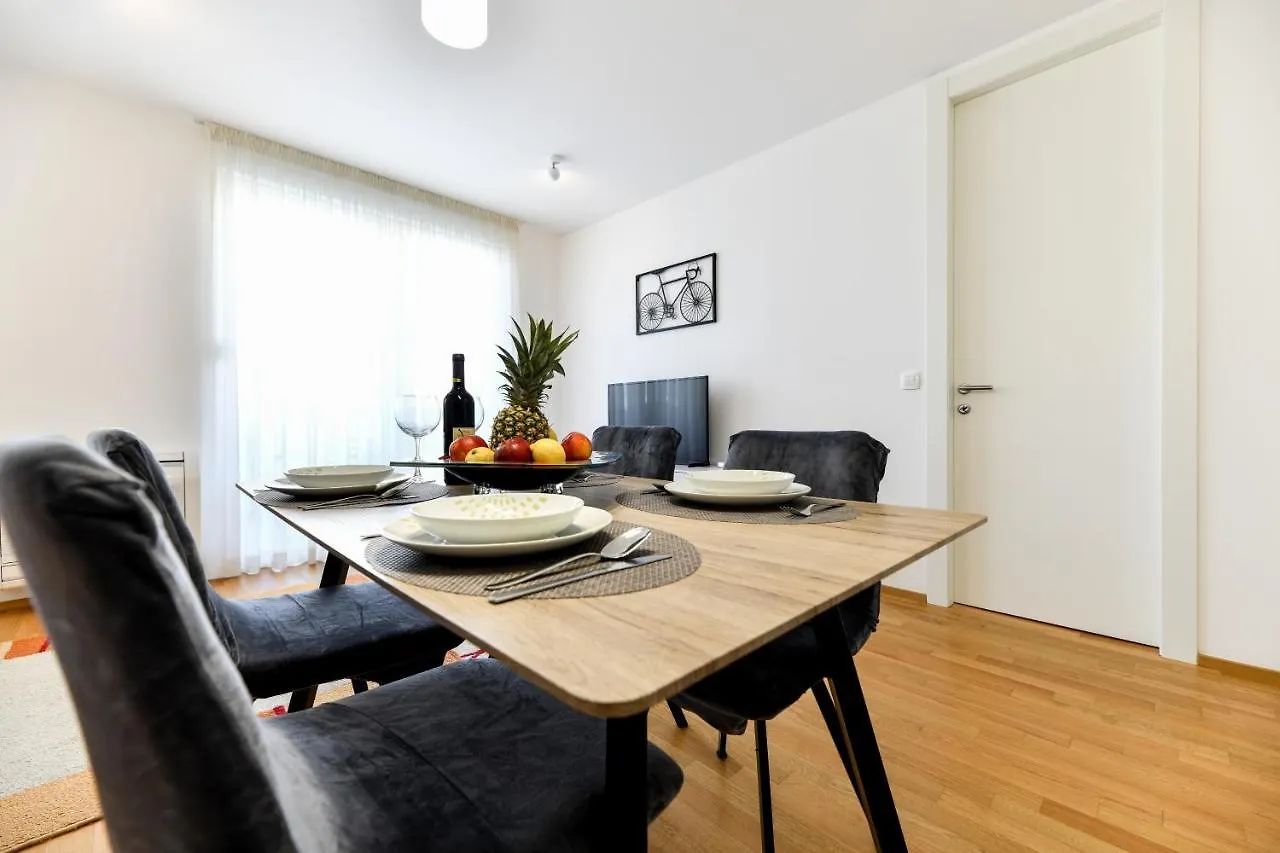 Modern Apartment For 2025' Vacation In Zadar